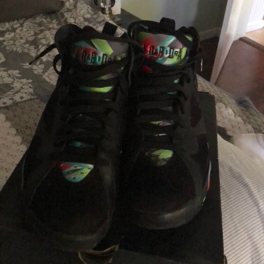 Retro Jordan 7 - Picture 2 of 5